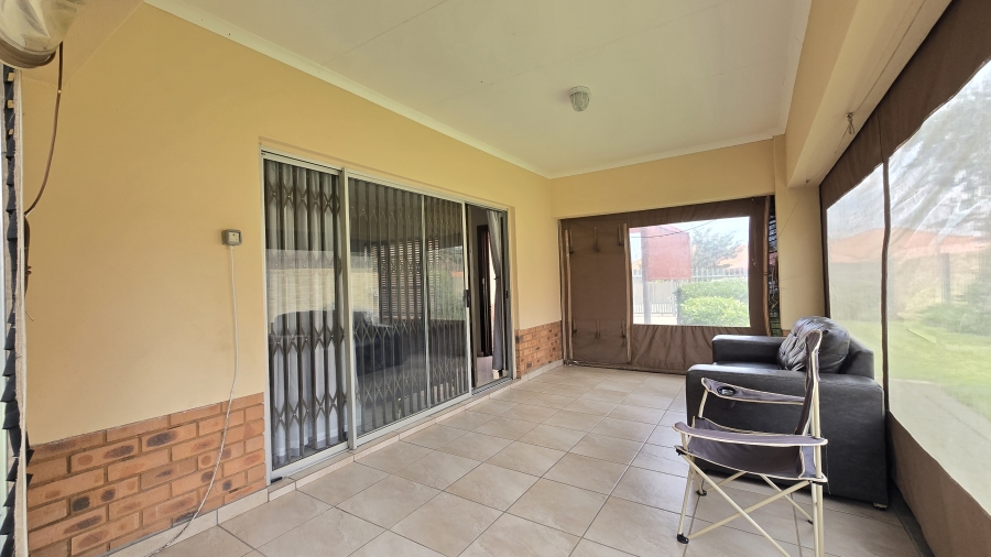 3 Bedroom Property for Sale in Waterkloof East North West